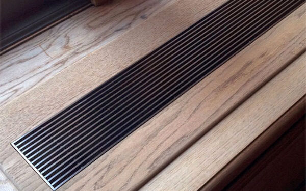 Warming of a wooden house