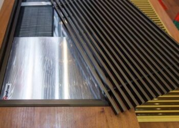 Warming of a wooden house