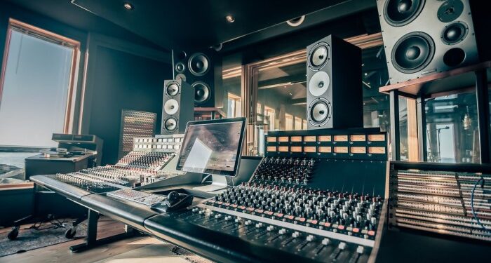 What you need to know about Voice Tag Lab: the main benefits of the program