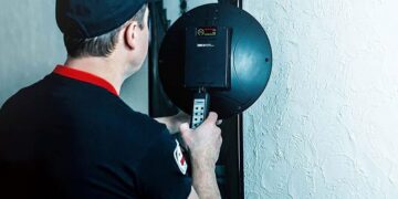 Основні правила проведення перевірки на наявність прослуховування: як діяти