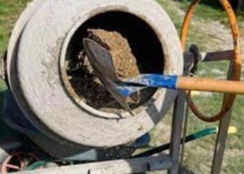 Какими правилами необходимо руководствоваться в процессе работы с бетонной смесью