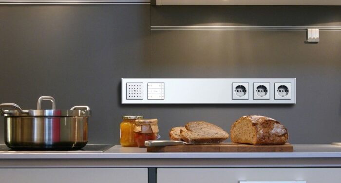 Основні правила монтажу електрики на кухні: яких правил дотримуватися