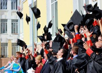 Как действовать выпускникам украинских школ, планирующим поступить в польские ВУЗы