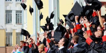 Как действовать выпускникам украинских школ, планирующим поступить в польские ВУЗы