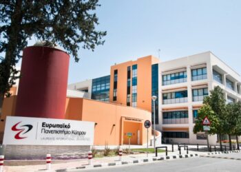 Как студенты из Казахстана могут получить высшее образование на Кипре