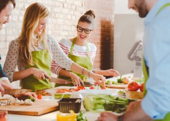 Which Cooking Classes Should You Take If You Want to Learn How to Cook