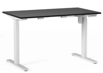 Як правильно вибрати стіл з електричним регулюванням висоти