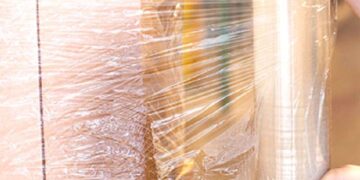 Стрейч-пленка для упаковки: достоинства и правила использования