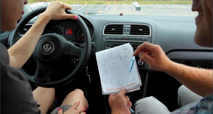 Улучшение навыков вождения: почему обучение в автошколе важно даже при наличии стажа