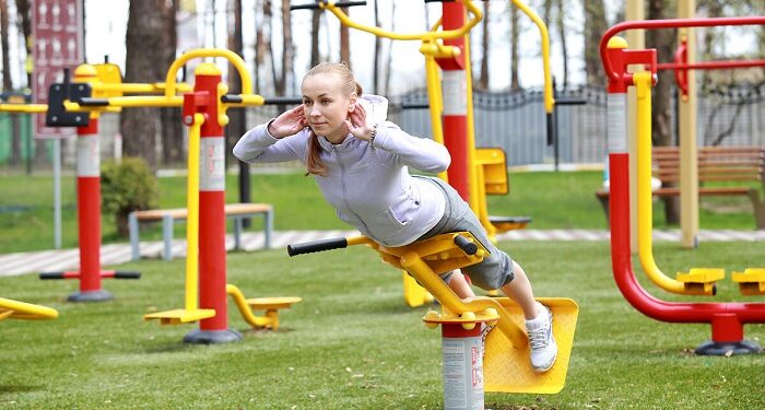 Уличные тренажёры: основные виды, достоинства и установка