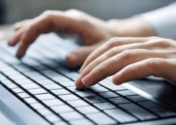 Selection and features of software: rules and tips