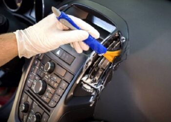 Комплексный уход за салоном автомобиля