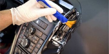 Комплексный уход за салоном автомобиля