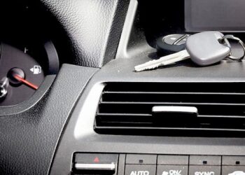 Locked your keys inside your car: here’s what to do (UK guide)