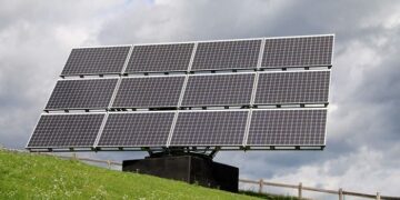 Сонячні панелі: ваш шлях до енергонезалежності та екологічної свідомості