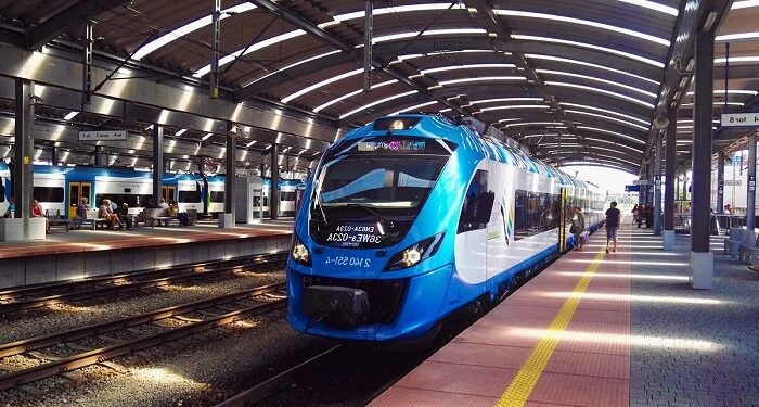 Як швидко і просто купити квитки на поїзд через електронний сервіс: основні переваги та особливості