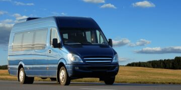 Пассажирские перевозки в Германию комфортными микроавтобусами VIP-класса: основные преимущества
