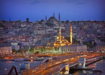 Стамбул зовет: как найти работу в городе контрастов