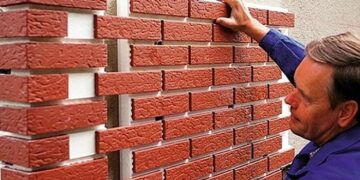 Як самостійно встановити фасадні термопанелі: покрокова інструкція для домашнього майстра