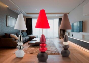 Як вибрати торшер: основні переваги, практичні поради та ідеї дизайну