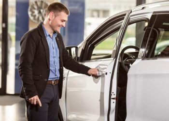 The advantages of contacting Autokey24 in Hamilton – fast and professional solution to problems with the car