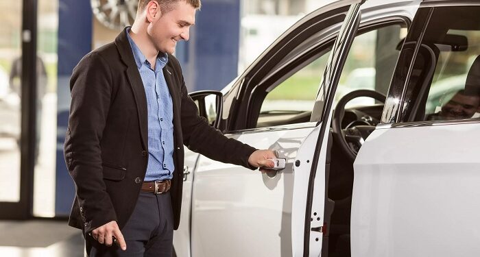 The advantages of contacting Autokey24 in Hamilton – fast and professional solution to problems with the car