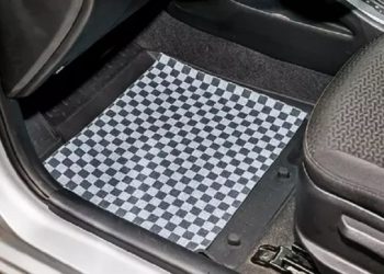 Подбираем лучшие автоковрики: правила и полезные советы