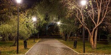 Світлодіодні паркові ліхтарі для великих територій: як правильно організувати зовнішнє освітлення